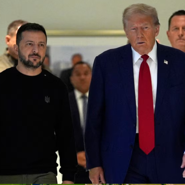 Президент США Дональд Трамп продовження допомоги США Україні в обмін на доступ до українських рідкоземельних мінералів.